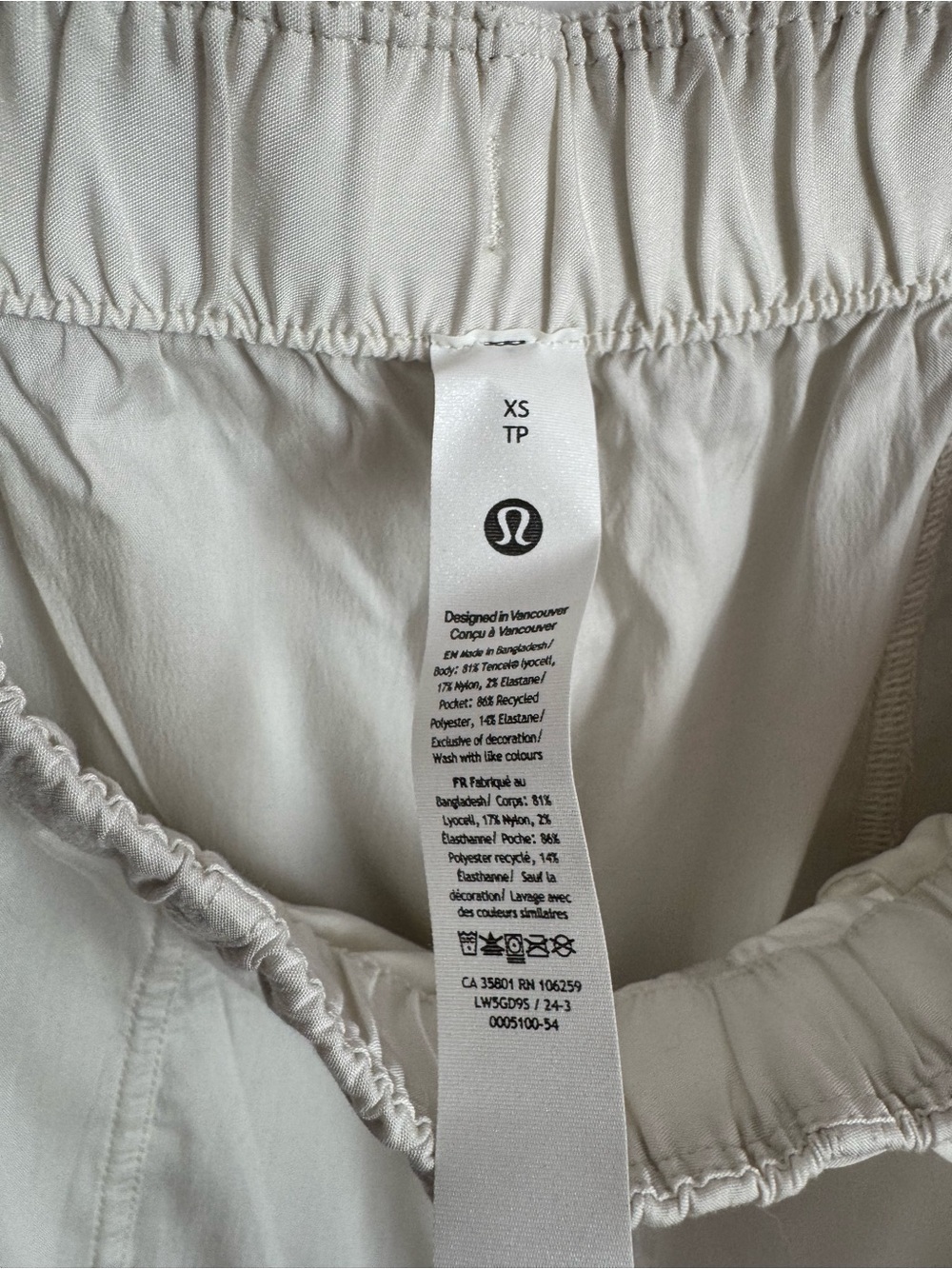 Lululemon Lightweight Adjustable MR Cargo Pant Bone Activewear Baggy XS NWT - Picture 12 of 13